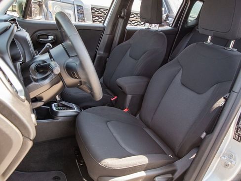 Used 2019 Jeep Renegade Sport w/ Sport Appearance Group image 13