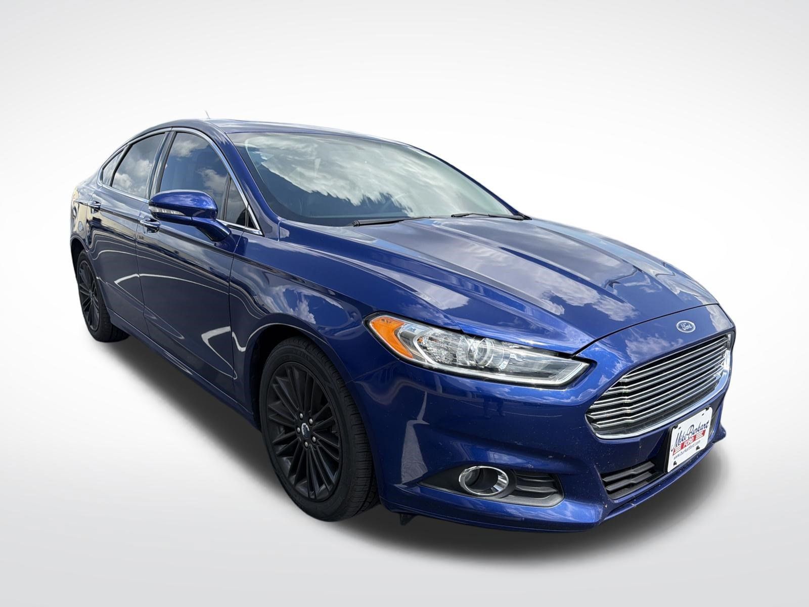 Used 2016 Ford Fusion SE w/ Equipment Group 202A FWD image 4