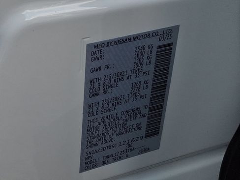 Used 2025 Nissan Murano Platinum w/ Cargo Package image 29