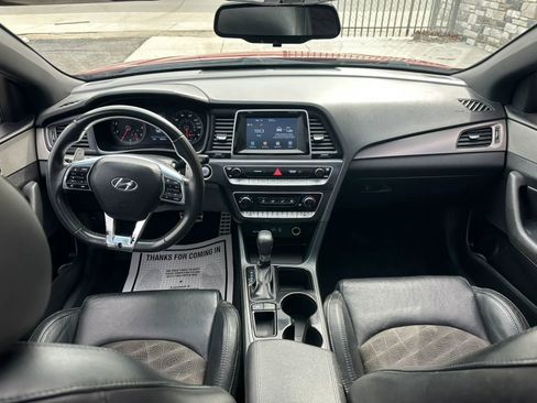 Used 2018 Hyundai Sonata Sport image 18