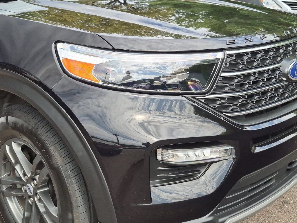 Certified 2021 Ford Explorer XLT w/ Equipment Group 202A AWD/4WD image 16