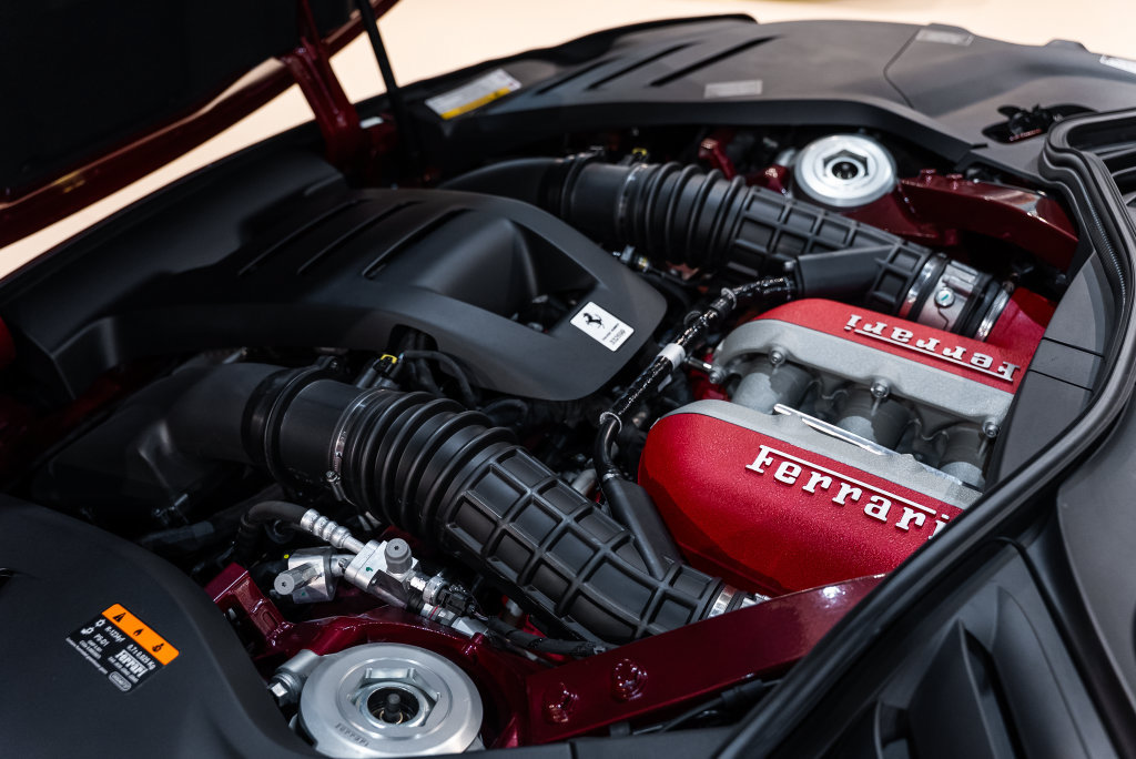 Used 2026 Ferrari Purosangue AWD/4WD image 17