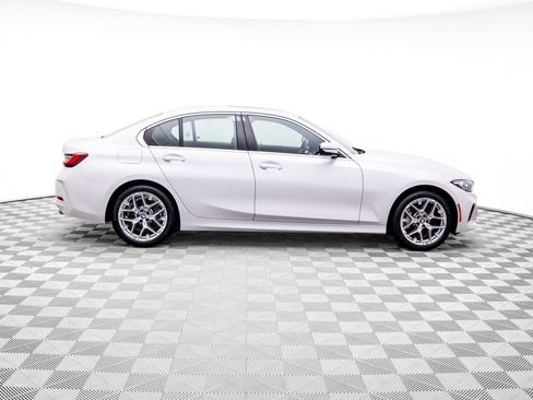 Used 2026 BMW 330i xDrive Sedan w/ Premium Package AWD/4WD image 6