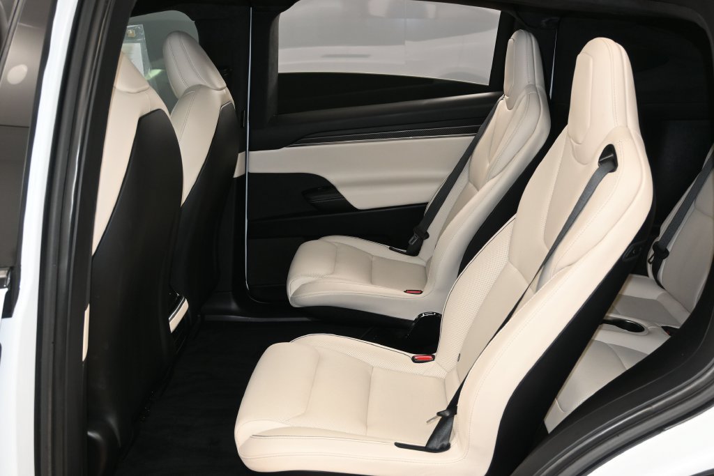 Used 2022 Tesla Model X Plaid AWD/4WD image 28