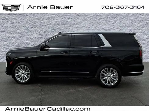 Used 2023 Cadillac Escalade Premium Luxury AWD/4WD image 9
