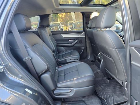 Certified 2024 MAZDA CX-90 Plug-In Hybrid w/ Premium Pkg image 13