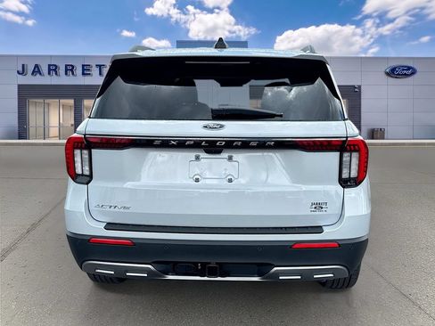 New 2026 Ford Explorer Active w/ Active Comfort Package RWD image 6