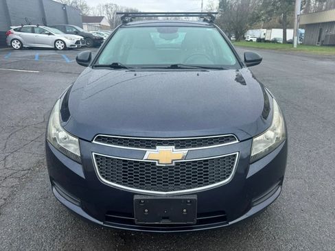 Used 2014 Chevrolet Cruze LT FWD image 2