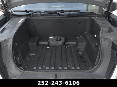 Used 2024 GMC Sierra EV Denali image 55