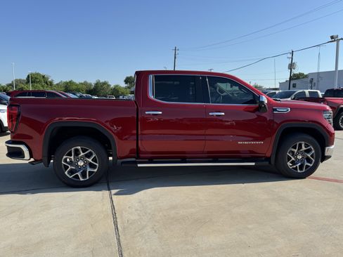 New 2026 GMC Sierra 1500 SLT RWD image 7