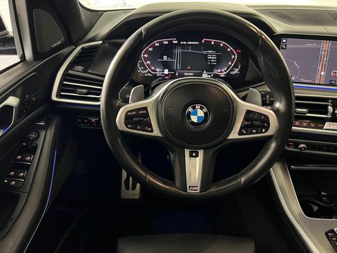 Used 2021 BMW X5 M50i w/ Executive Package image 16