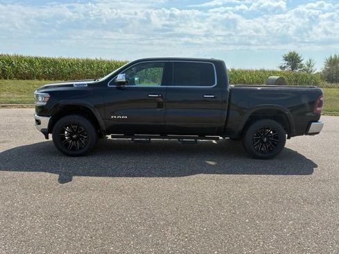 Used 2020 RAM 1500 Laramie AWD/4WD image 6