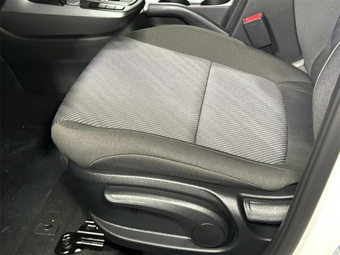 New 2026 Kia Seltos LX image 16