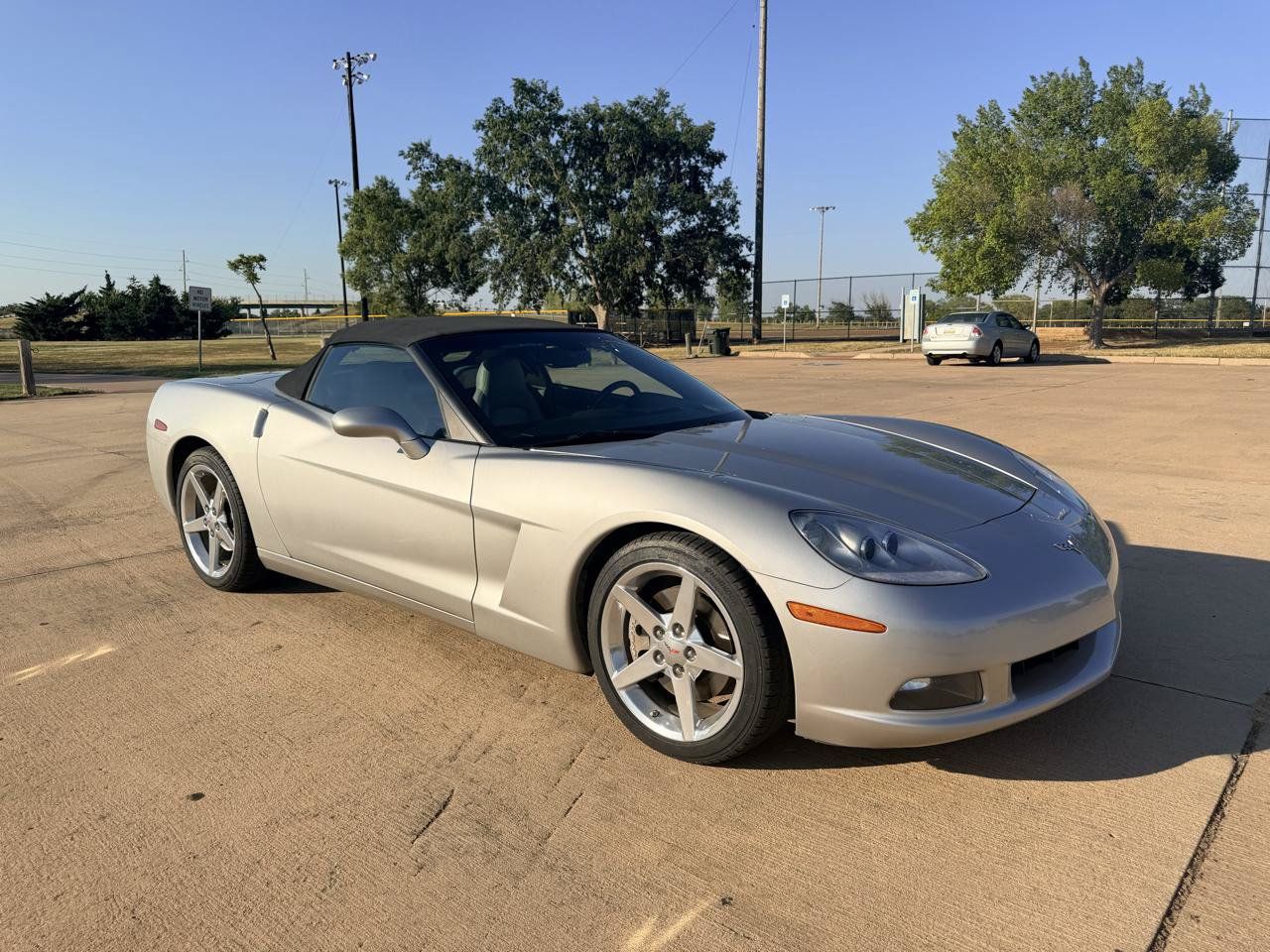 Used 2005 Chevrolet Corvette Convertible w/ Preferred Equipment Group RWD image 34