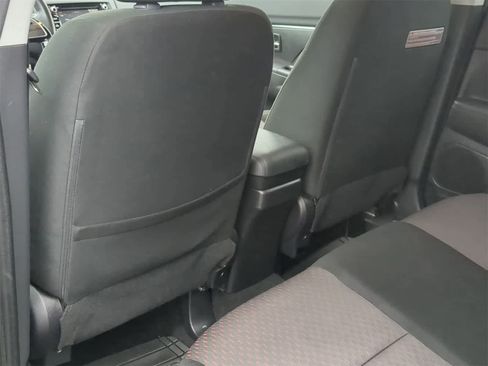 Used 2018 Mitsubishi Outlander Sport LE image 26