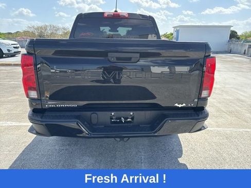 Used 2023 Chevrolet Colorado LT image 14