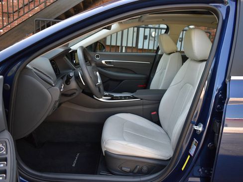 Used 2021 Hyundai Sonata Limited image 7