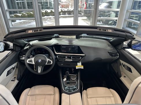 New 2026 BMW Z4 sDrive30i w/ Premium Package image 16
