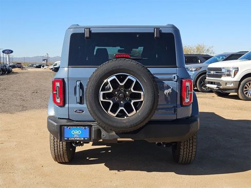 New 2025 Ford Bronco Outer Banks image 6