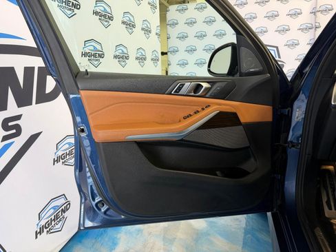 Used 2019 BMW X5 xDrive40i w/ M Sport Package image 11