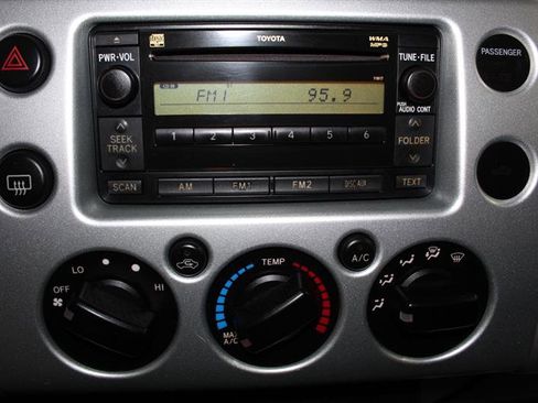 Used 2007 Toyota FJ Cruiser 2WD image 18