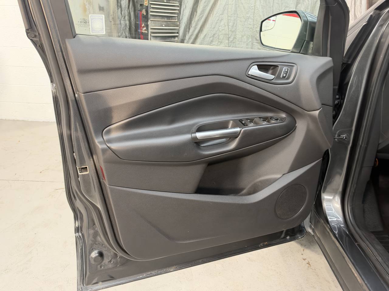 Used 2018 Ford Escape SEL AWD/4WD image 20