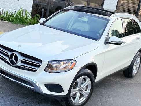 Used 2017 Mercedes-Benz GLC 300 image 6