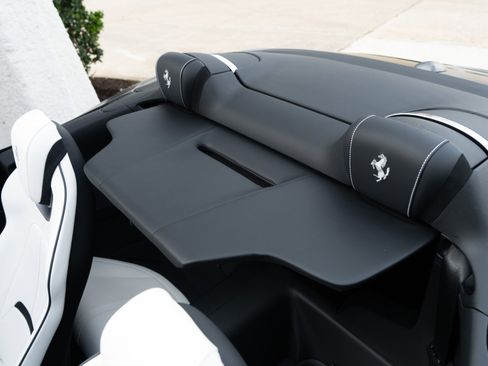 Used 2025 Ferrari Roma Spider image 26