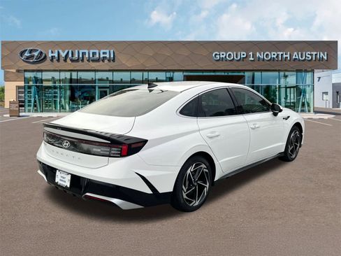 New 2026 Hyundai Sonata SEL FWD image 5