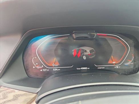 Used 2019 BMW X7 xDrive50i w/ Premium Package AWD/4WD image 9