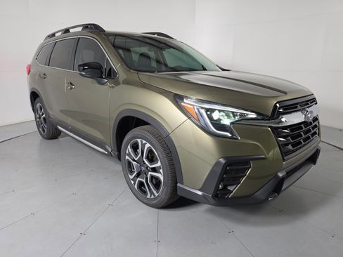 New 2026 Subaru Ascent Limited image 7