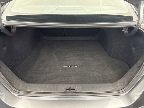 Used 2025 Nissan Sentra SV FWD image 15
