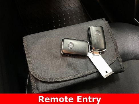 Used 2021 MAZDA CX-5 Touring image 6