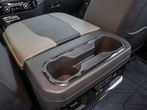 Used 2023 Chevrolet Silverado 1500 ZR2 image 25