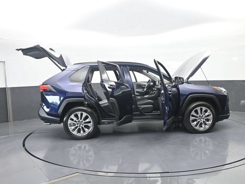 Used 2025 Toyota RAV4 XLE Premium FWD image 74