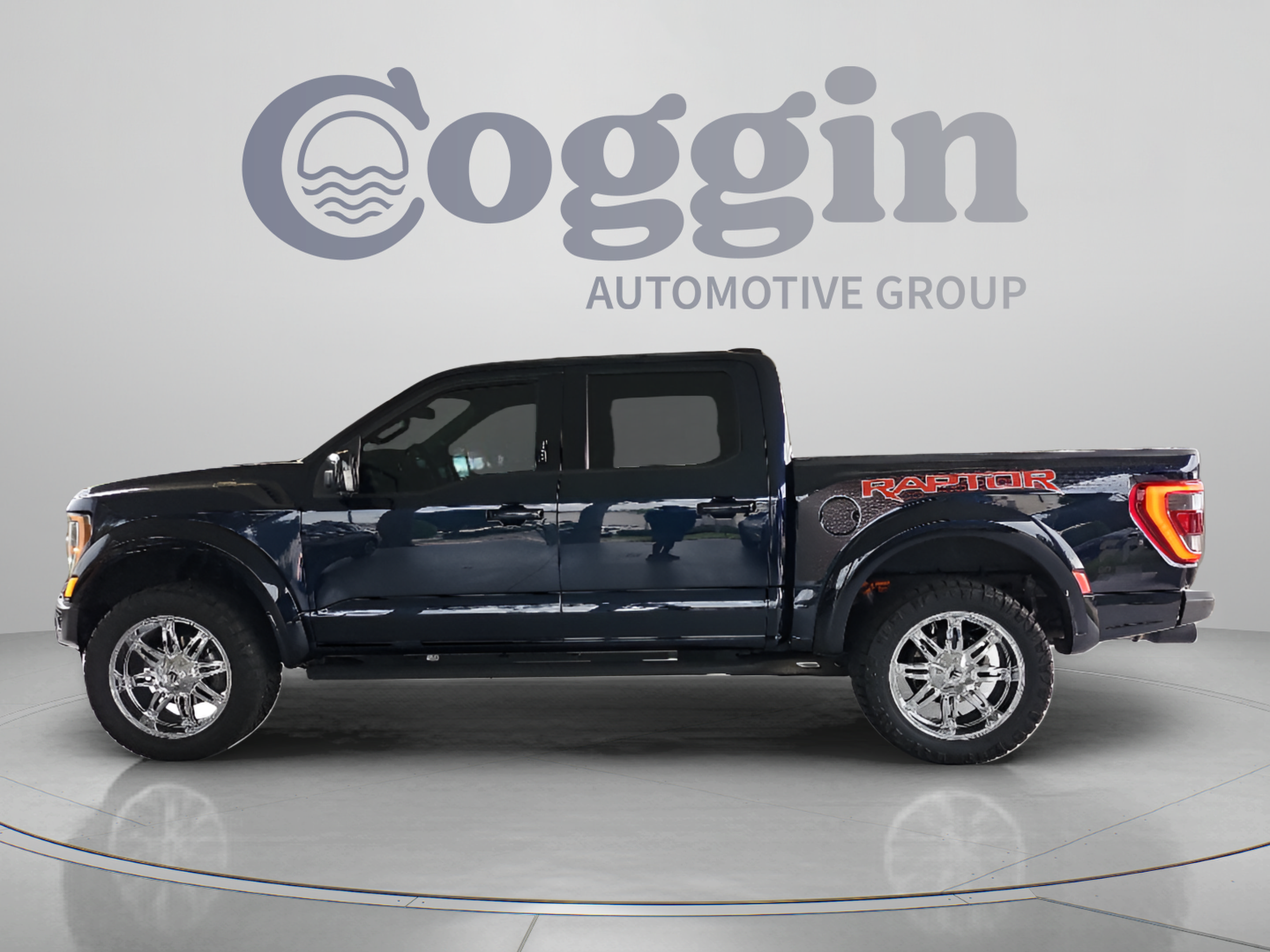 Used 2022 Ford F150 Raptor w/ Equipment Group 801A High AWD/4WD image 2