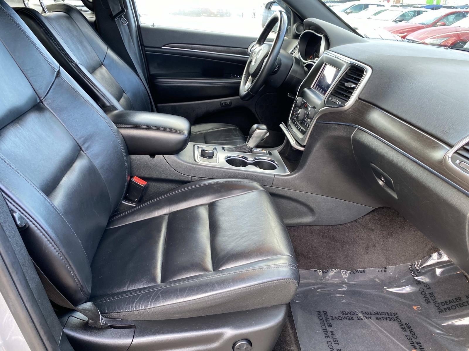 Used 2018 Jeep Grand Cherokee Limited AWD/4WD image 22