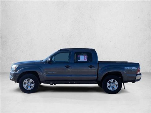 Used 2015 Toyota Tacoma 4x4 Double Cab image 8