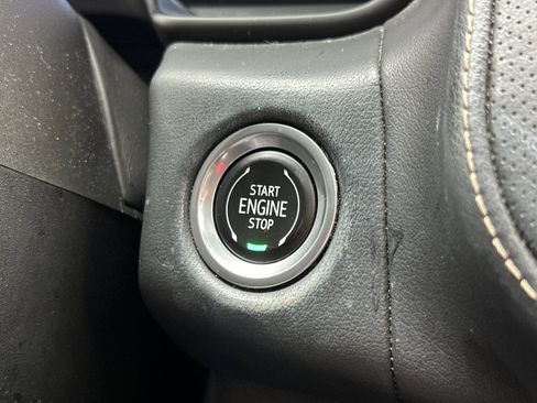 Certified 2023 Chevrolet Suburban Premier image 33