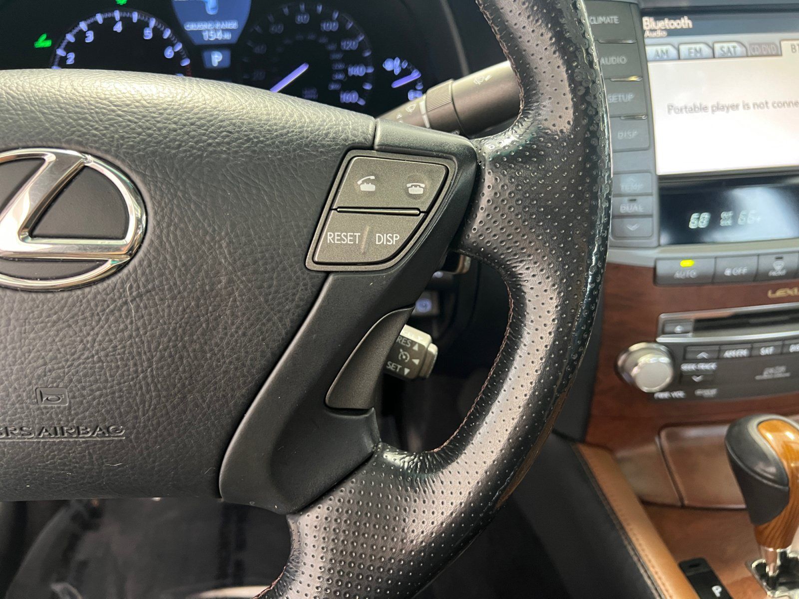 Used 2011 Lexus LS 460 w/ Sport Pkg RWD image 17