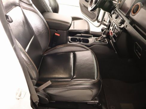 Used 2023 Jeep Gladiator Mojave w/ LED Lighting Group image 13