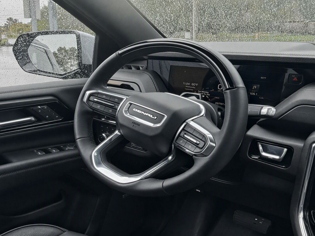Used 2025 GMC Yukon XL Denali w/ Denali Reserve Package AWD/4WD image 14