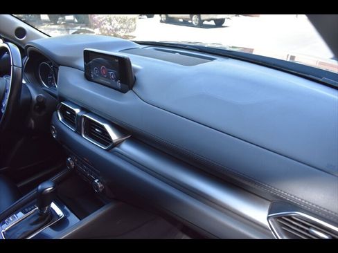 Used 2018 MAZDA CX-5 Touring w/ Preferred Equipment Package FWD image 37