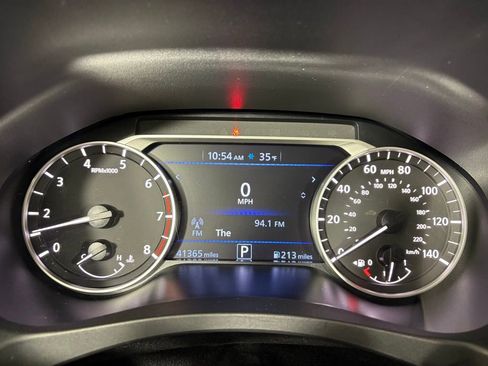 Used 2024 Nissan Altima 2.5 SR FWD image 18