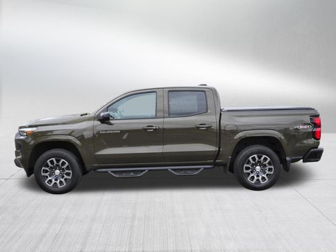 Used 2023 Chevrolet Colorado LT w/ LT Convenience Package III AWD/4WD image 4