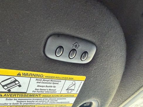 Used 2017 Ford Expedition XLT image 19