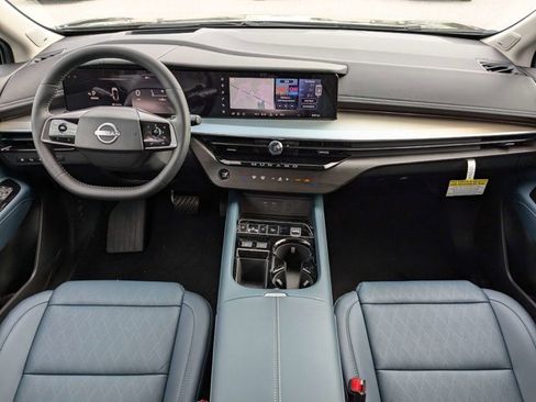 New 2025 Nissan Murano Platinum w/ Cargo Package image 17