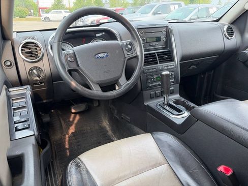 Used 2008 Ford Explorer Sport Trac Limited AWD/4WD image 10
