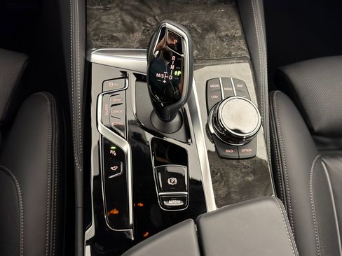 Certified 2023 BMW M550i xDrive w/ Executive Package image 17