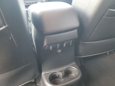 Used 2017 Jeep Wrangler Unlimited Sahara w/ Max Tow Package AWD/4WD image 22